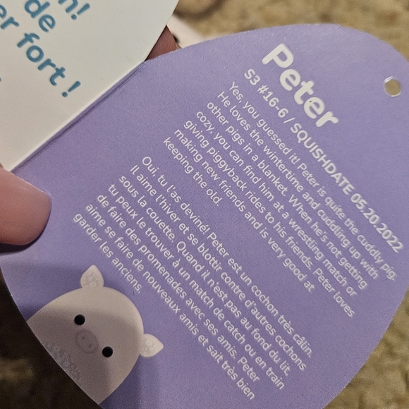 NWT 3.5โ Peter the Pig ๐ Squishmallow Clip with flowers ๐ on his belly! - Picture 2 of 10
